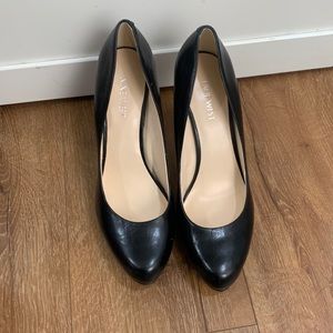 Black Nine West heels
